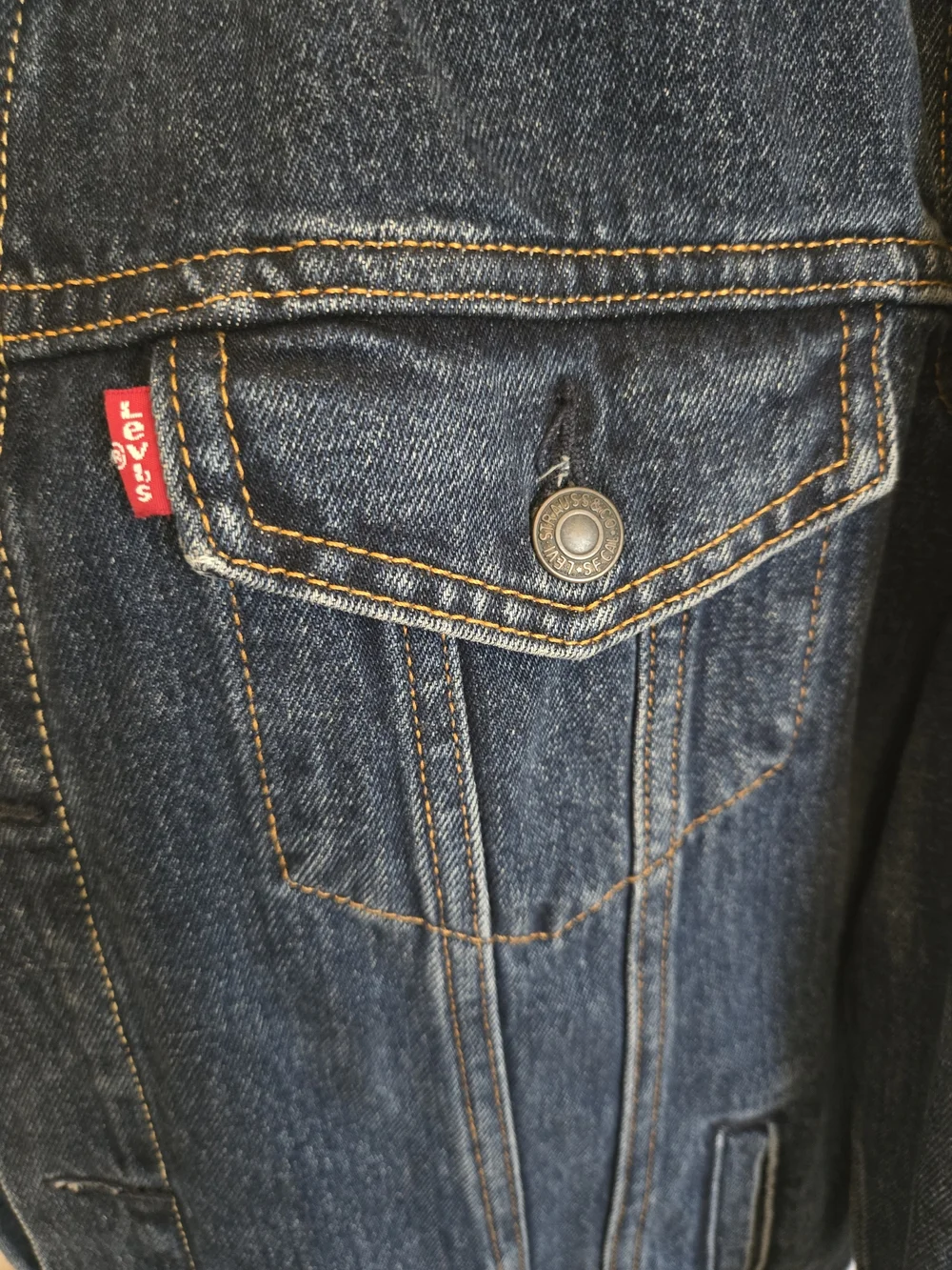 Levi's Men's Dark Blue Denim Jacket - Picture 4 of 7